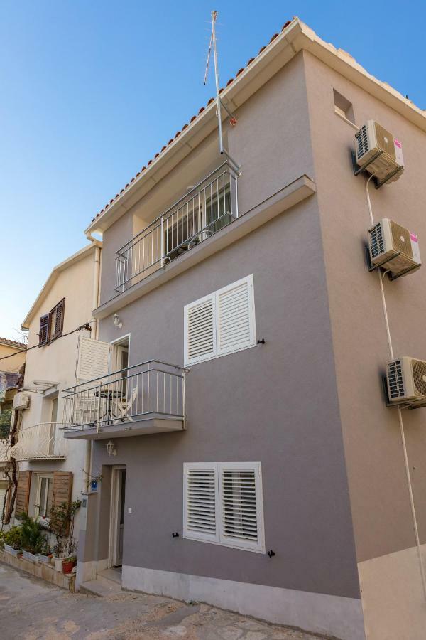 Holiday Home Vesna Baska Voda Exterior photo